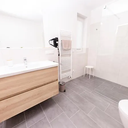 5 Luise Apartament