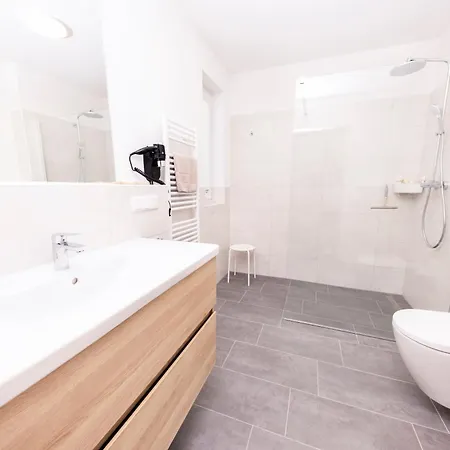 5 Luise זנקט אנדריאסברג